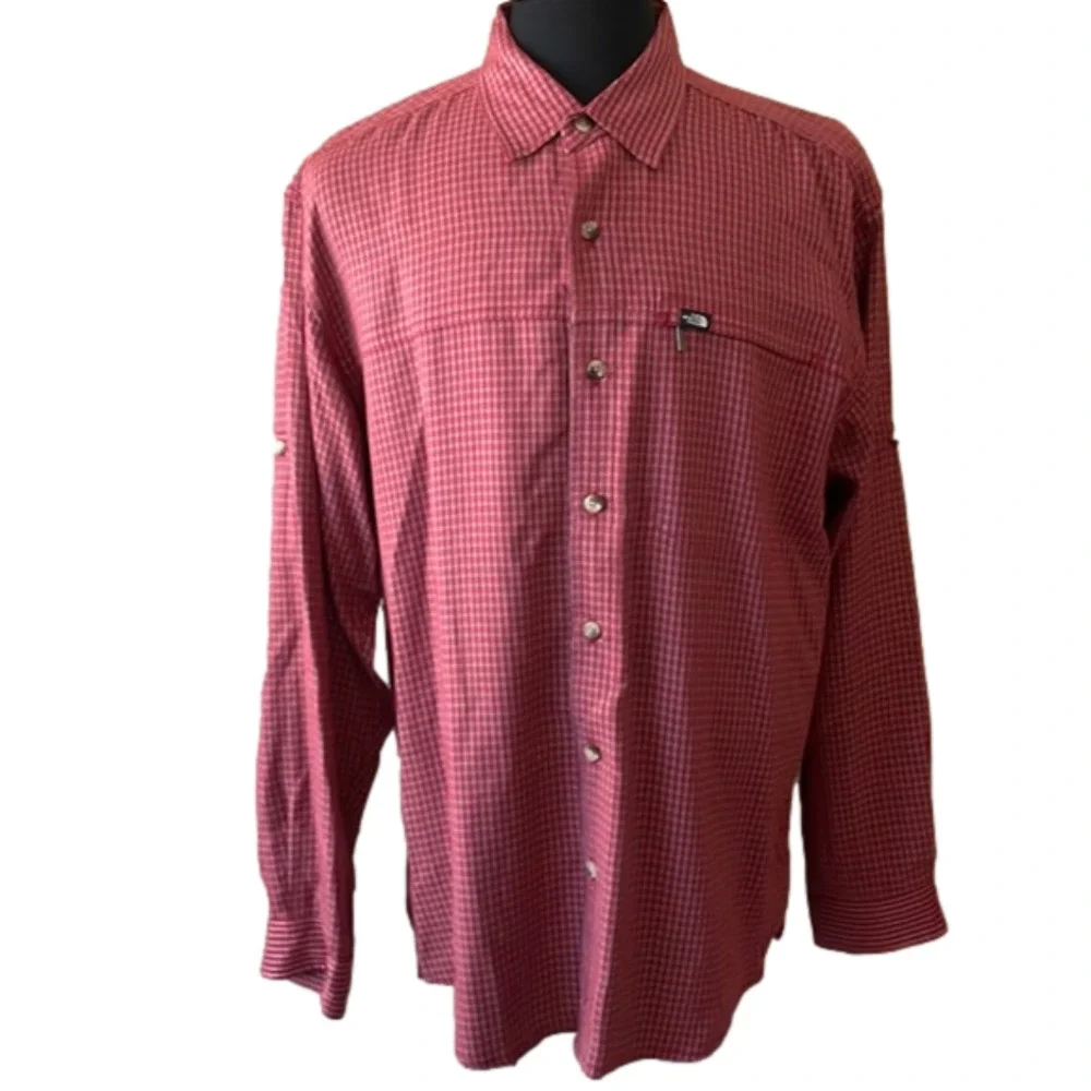 THE North Face Button Down Shirt Size Large